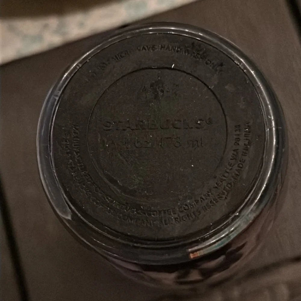STARBUCKS 2016 16fl Oz Travel Tumbler Hot and Cold Green